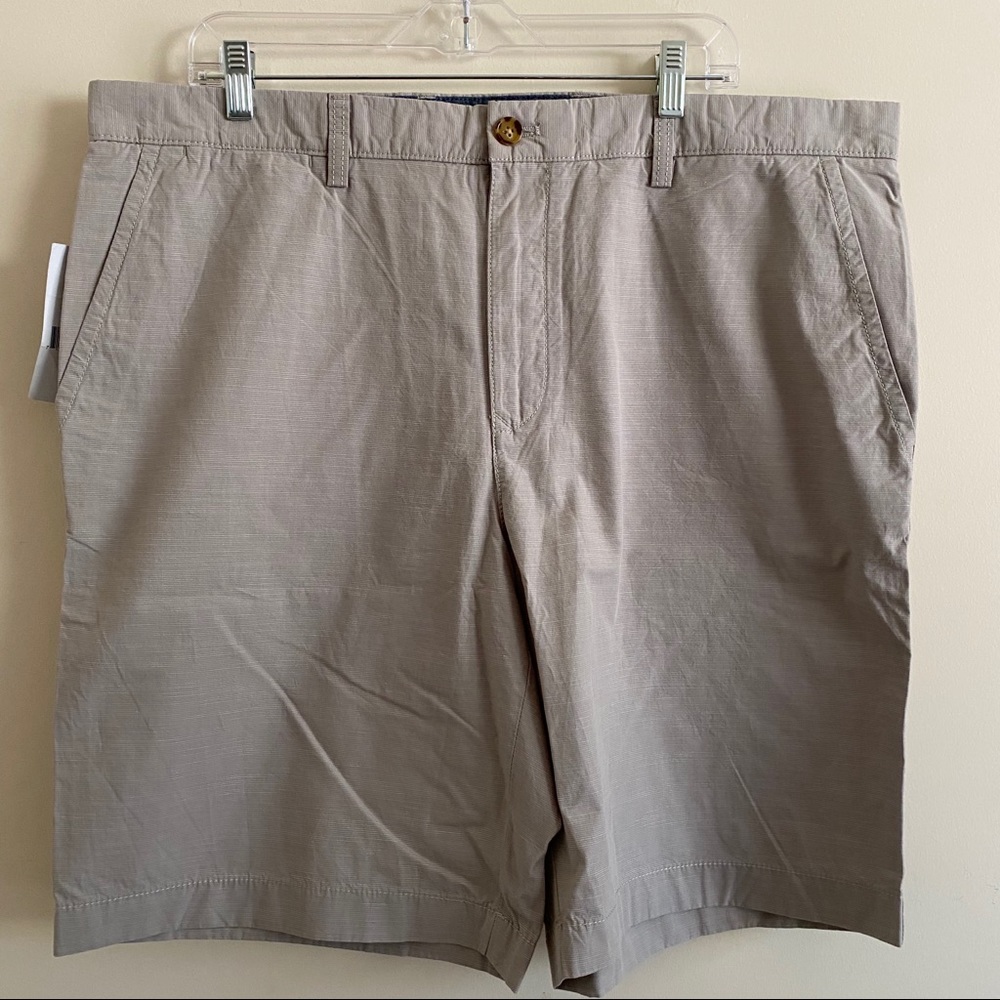 Tommy Hilfiger Men’s Classic Flat Front Shorts
